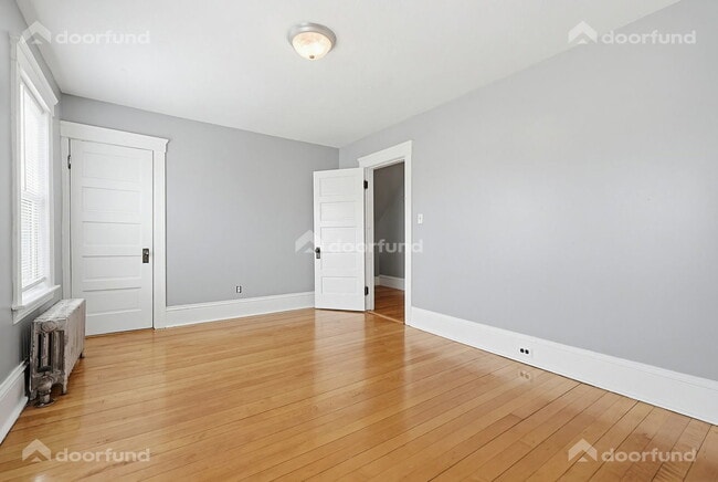Building Photo - 121 Delmont Ave