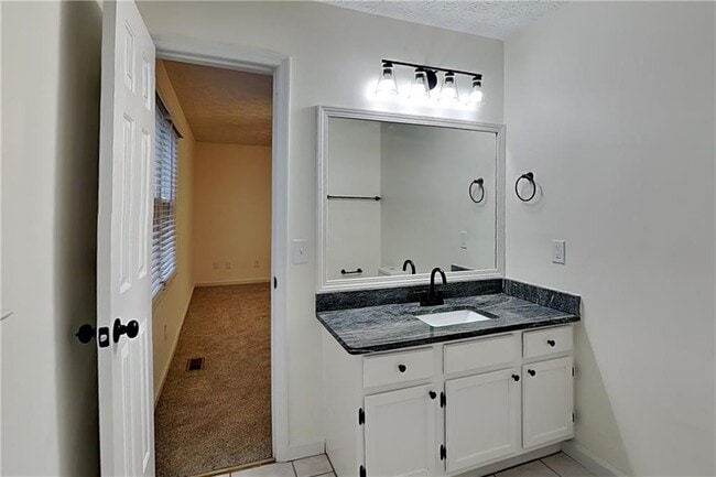 Building Photo - 989 Madison Terrace NW