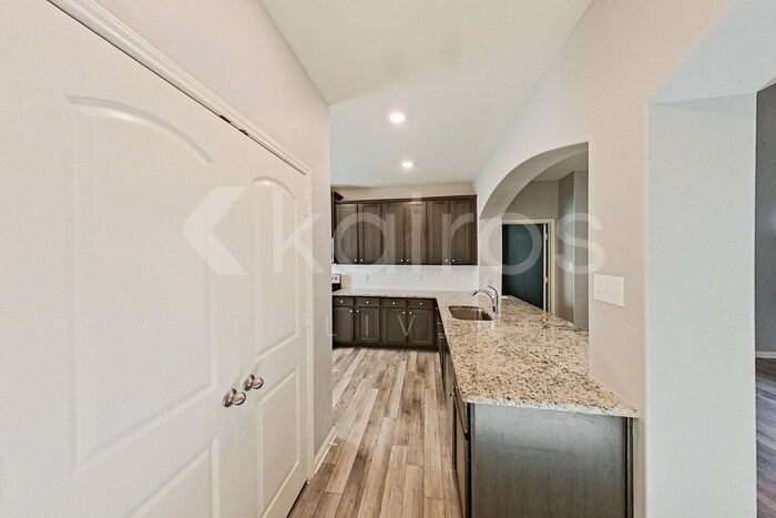 Building Photo - 4133 Well Made Rd