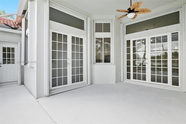 Building Photo - 646 Heritage Dr