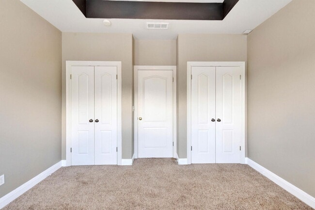 Building Photo - 2358 Wilson St