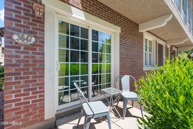Building Photo - 3647 E Horace Dr