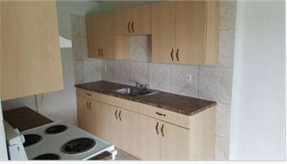 Building Photo - 405 SW 13th Pl