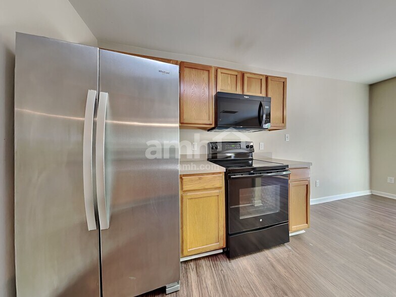 Building Photo - 5432 Wyalong Dr