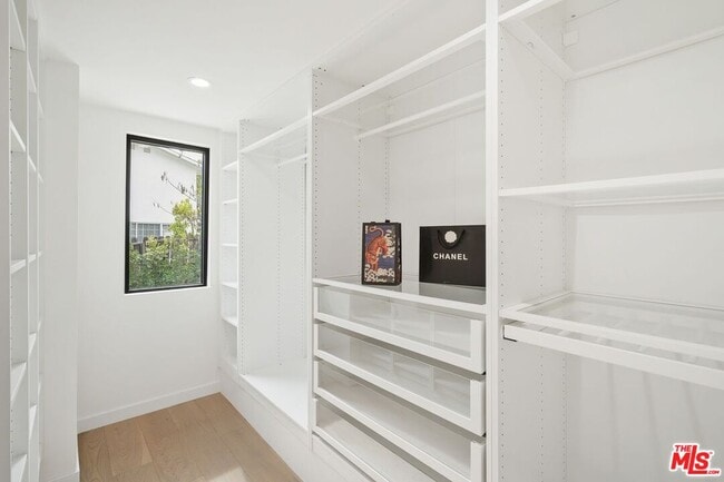 Building Photo - 4545 Balboa Ave