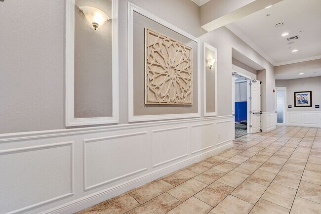 Building Photo - Beautifully Maintained 3-Bedroom, 2-Bathro...