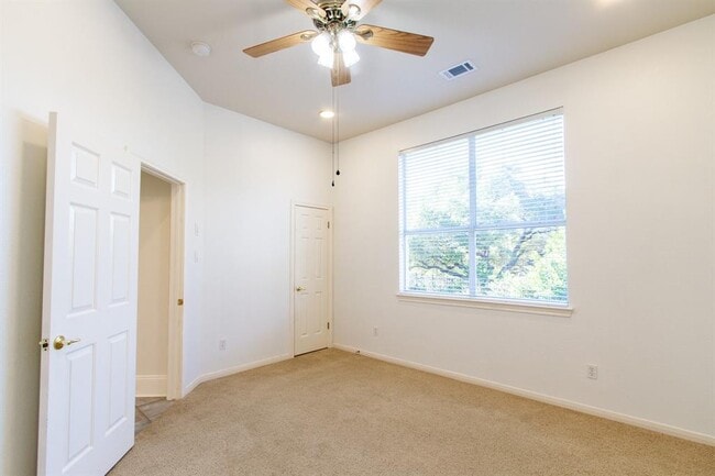 Building Photo - 31 Lost Meadow Trail