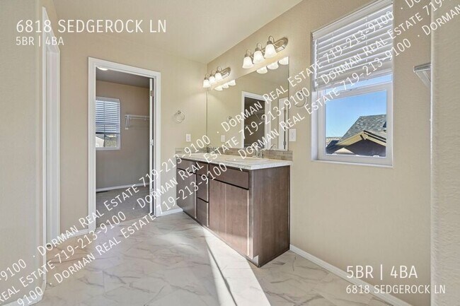 Building Photo - 6818 Sedgerock Ln