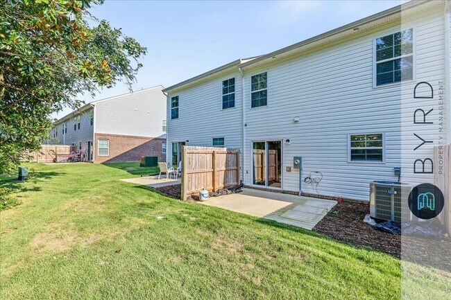 Building Photo - 3380 Dewsberry Ln