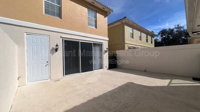 Building Photo - 11962 Kipper Dr