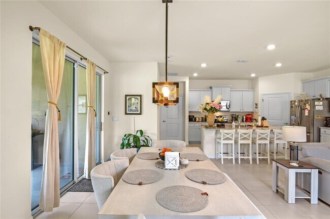 Building Photo - 6345 SW 88th Loop