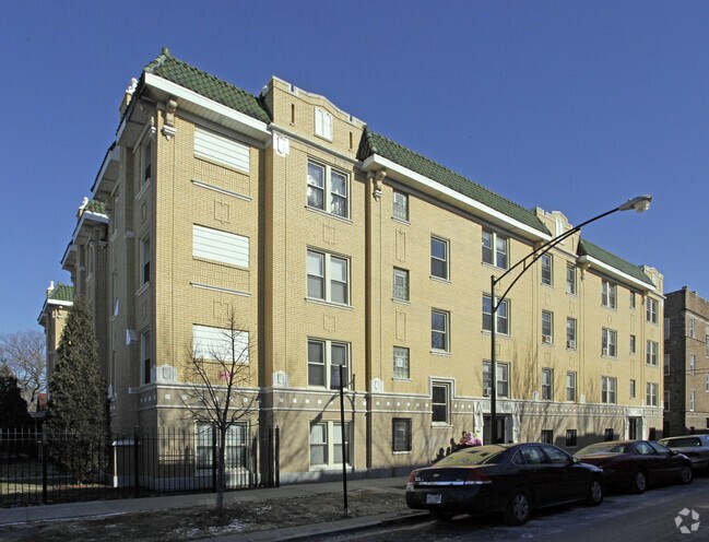 Primary Photo - 4903-4909 N. Kimball Avenue