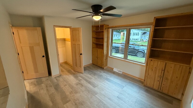 Building Photo - 509 Loomis Dr