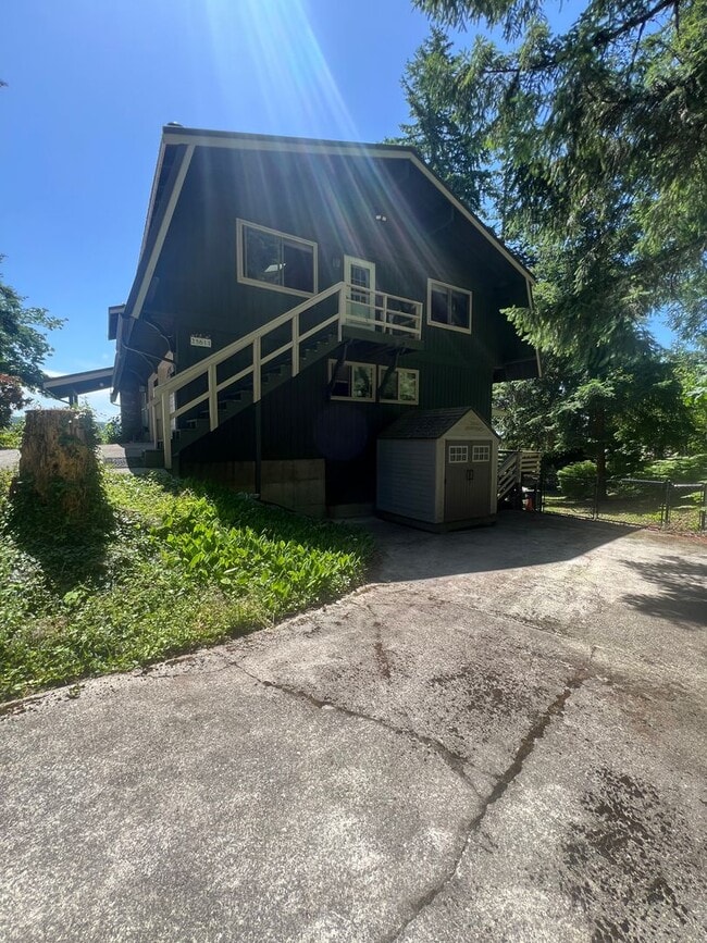 Building Photo - Cozy MIL in Maple Valley