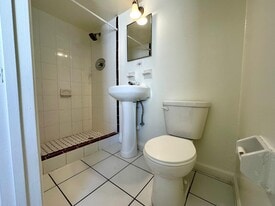 Building Photo - 6101 Webster Ave