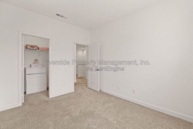 Building Photo - 3530 E Delight Paseo