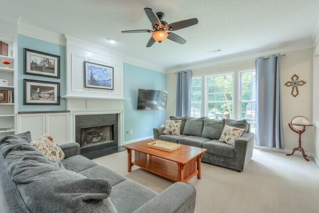 Building Photo - 508 Keeneland Ave