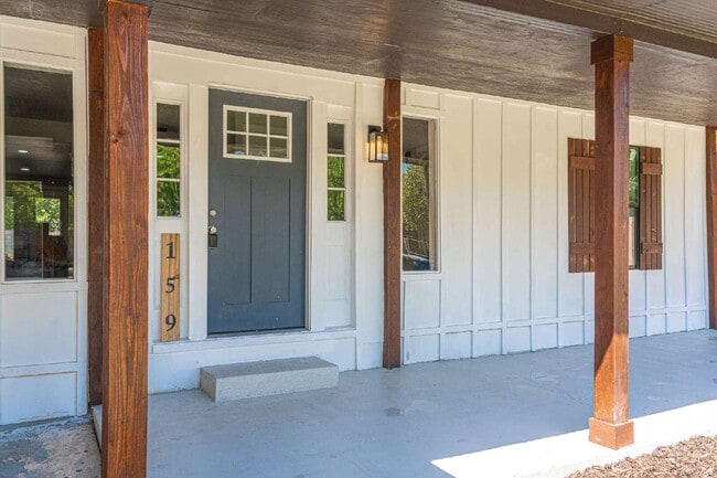 Building Photo - Great Home in New Braunfels