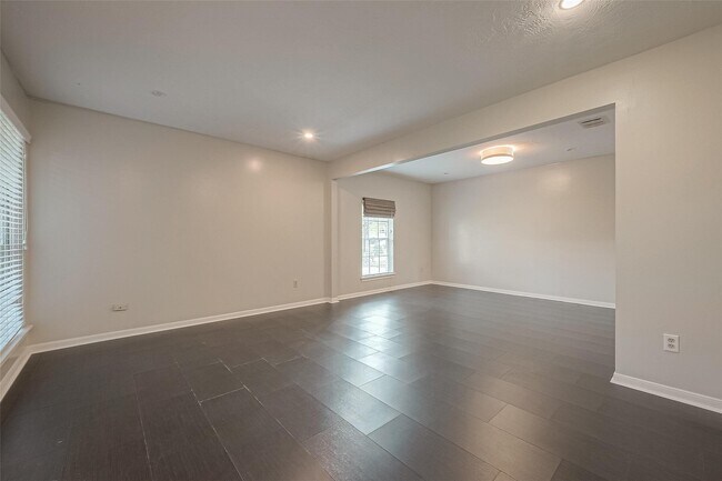 Building Photo - 11406 High Star Dr