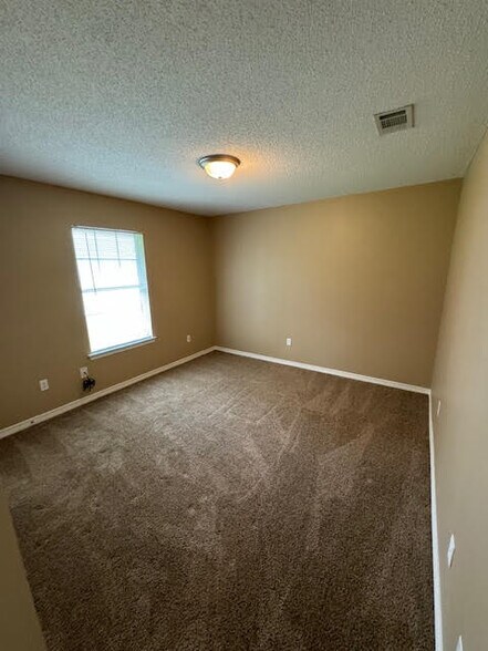 3rd guest bedroom - 9912 Honalo Pl