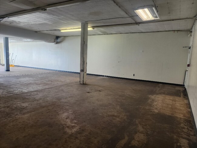 Building Photo - 3208 W County Rd 54G