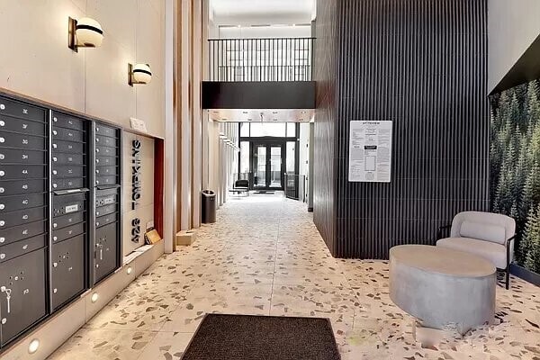 Building Photo - 426 Tompkins Ave