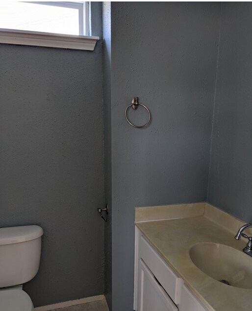 Master bath - 10318 Colony Ct