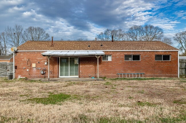 Building Photo - 3945 Starboard Rd