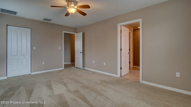 Building Photo - 13576 Hunters Point St