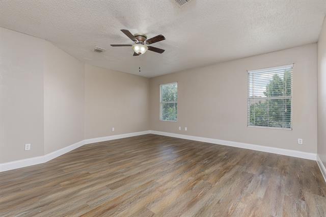 Building Photo - 2228 Bradford Pear Dr
