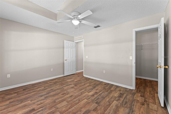 Building Photo - 16316 Meredrew Ln