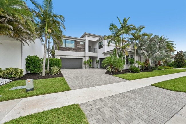 Building Photo - 17070 Rainbow Fls Trl