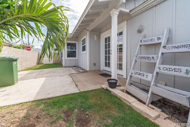 Building Photo - $4,200 | 3br/2ba Single Family Home in Kum...