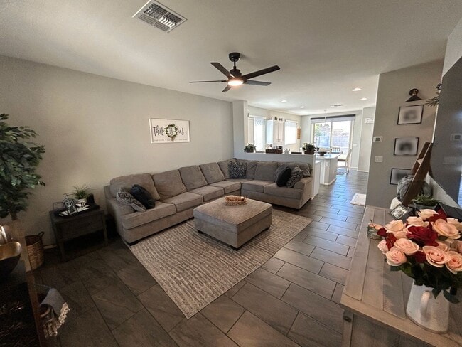 Building Photo - 17939 W Villa Chula Ln