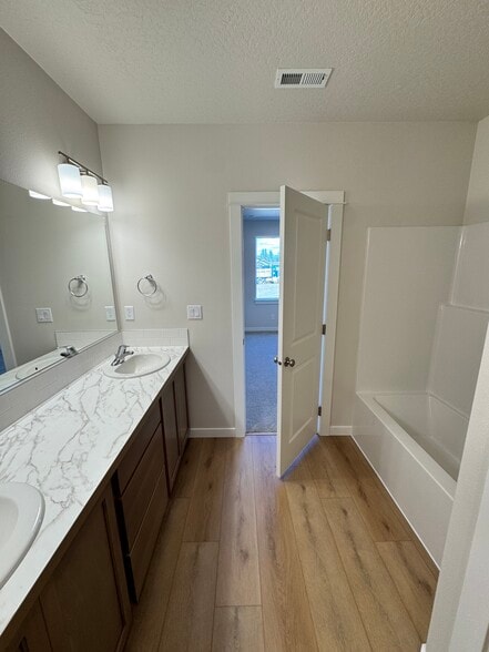 d - 13490 N Grand Targhee St