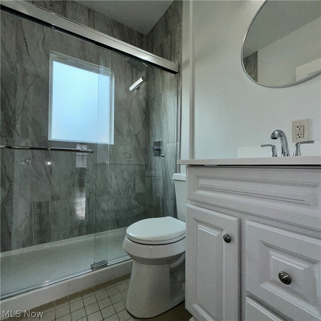 Building Photo - 1275 Clifton Prado