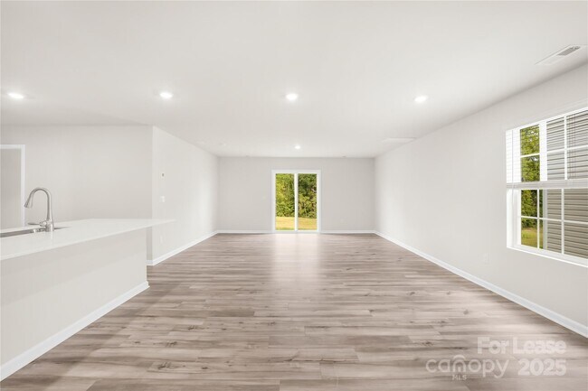 Building Photo - 10159 Chatham Run Ln