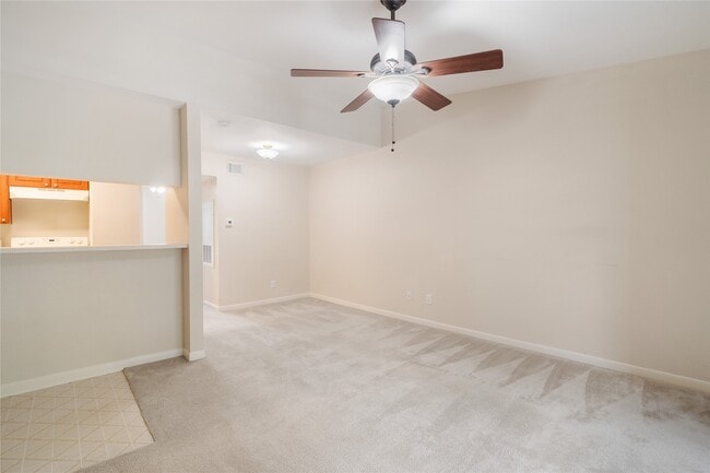 Building Photo - 3300 Pebblebrook Dr
