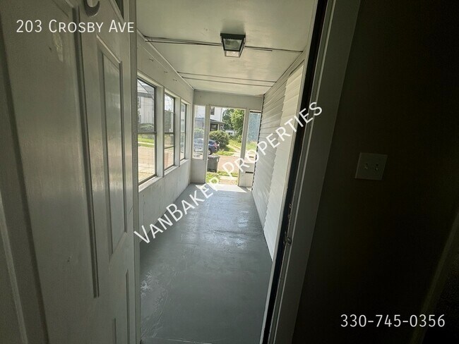 Building Photo - 203 Crosby St