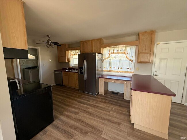 Building Photo - 4126 W Belle Ave