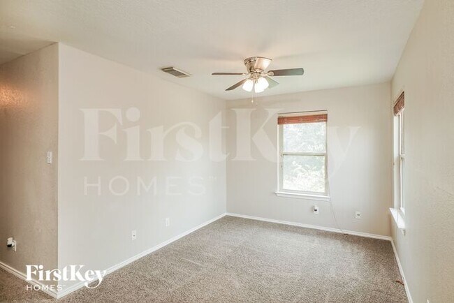 Building Photo - 11235 Forest Pass Ct