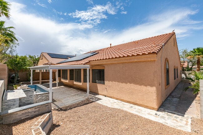 Building Photo - 4105 Demoline Cir