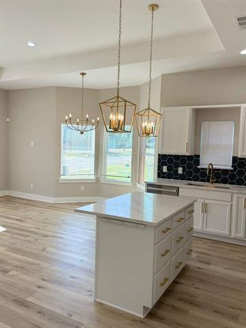 Building Photo - 903 Nata Ln