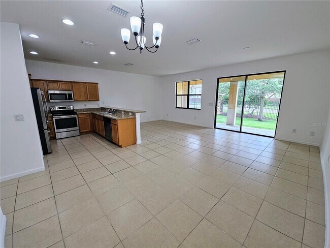 Building Photo - 1875 Portofino Meadows Blvd