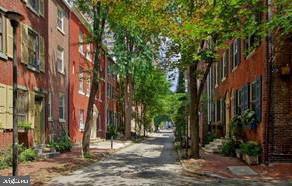 Building Photo - 325 S Juniper St