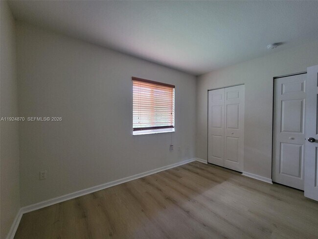 Building Photo - 17339 NW 7th Ave