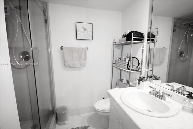 Building Photo - 5151 Collins Ave