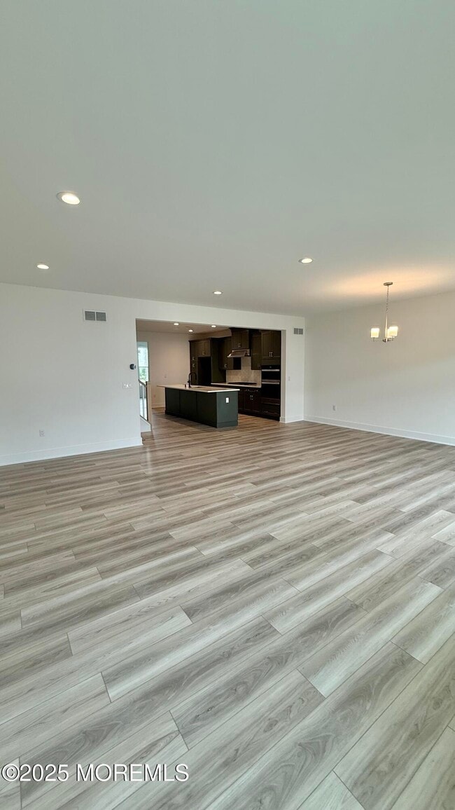Building Photo - 97 Mustang Dr
