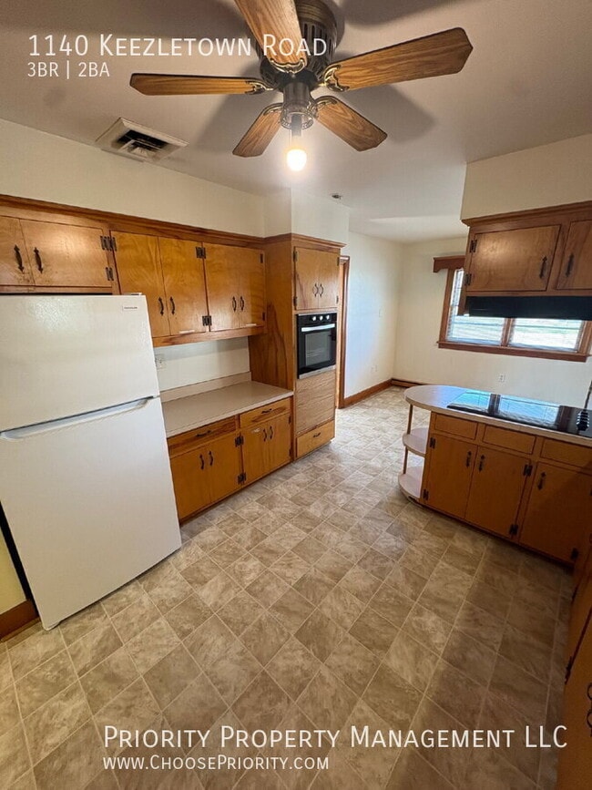 Building Photo - 1140 Keezletown Rd