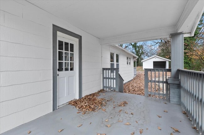Building Photo - 1409 St Michael Ave
